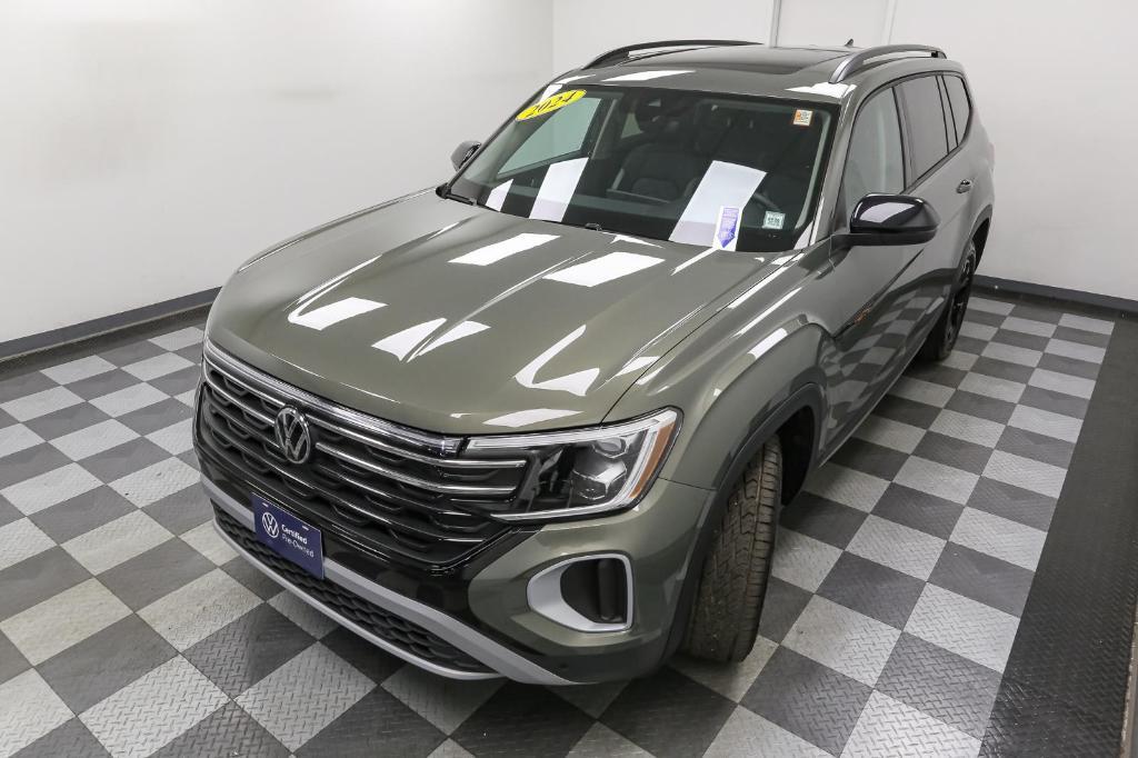 used 2024 Volkswagen Atlas car, priced at $38,497
