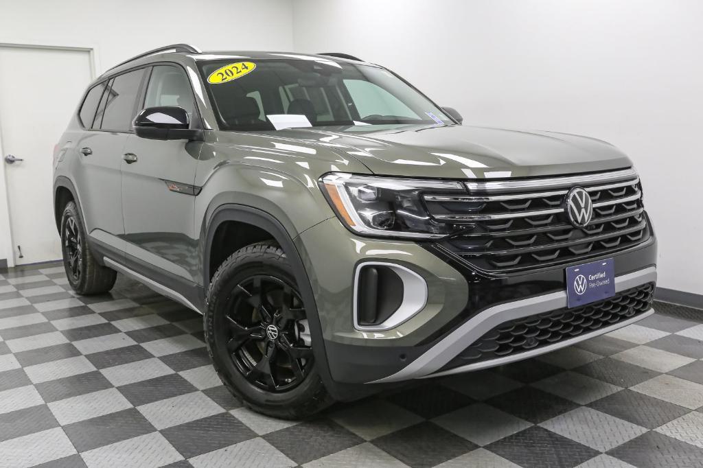 used 2024 Volkswagen Atlas car, priced at $38,497