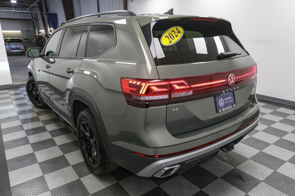 used 2024 Volkswagen Atlas car, priced at $38,497