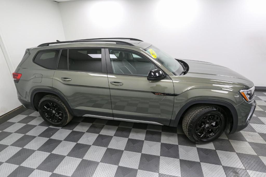 used 2024 Volkswagen Atlas car, priced at $38,497