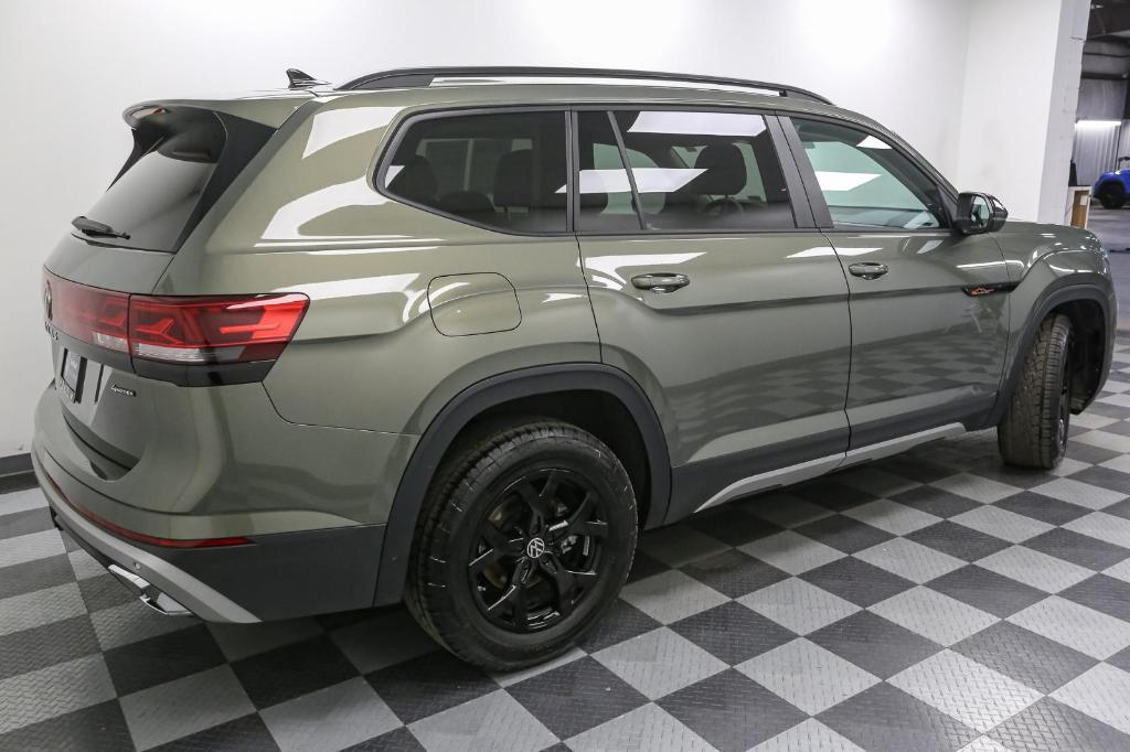 used 2024 Volkswagen Atlas car, priced at $38,497