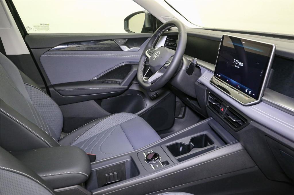 new 2025 Volkswagen Tiguan car, priced at $34,469
