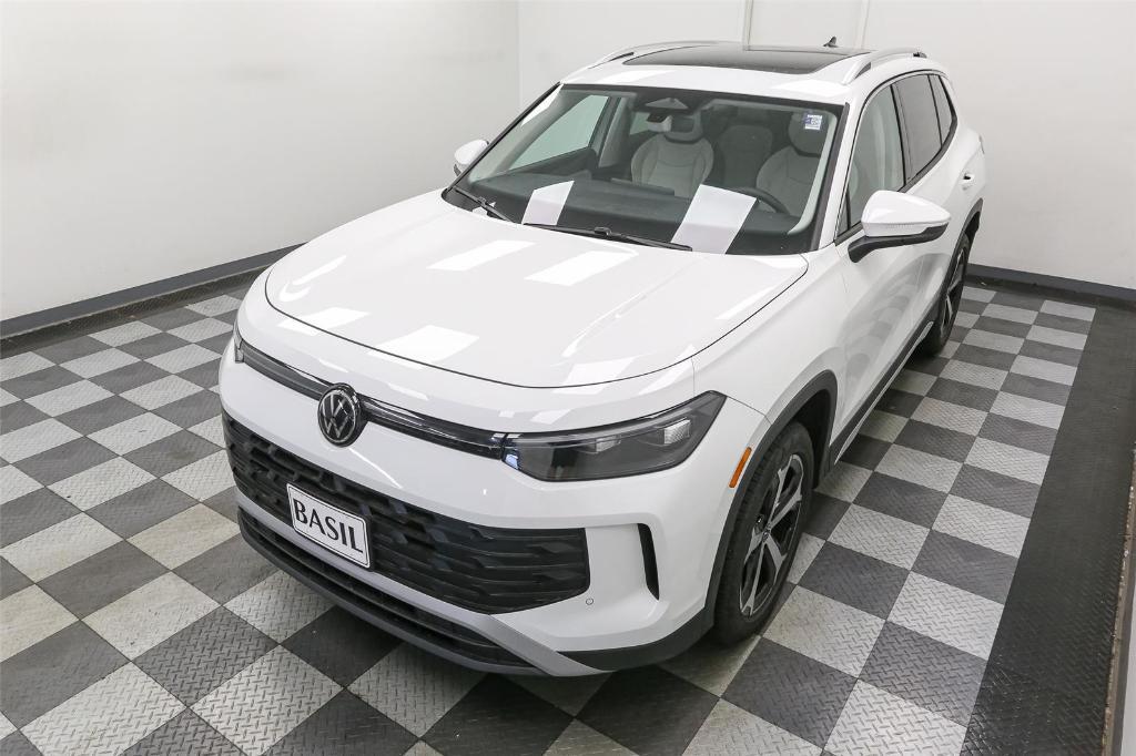 new 2025 Volkswagen Tiguan car, priced at $34,469