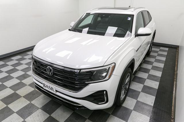 new 2024 Volkswagen Atlas Cross Sport car, priced at $46,358