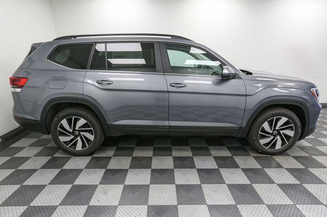 new 2025 Volkswagen Atlas car, priced at $42,685
