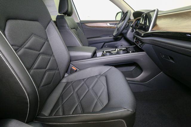 new 2025 Volkswagen Atlas car, priced at $42,685