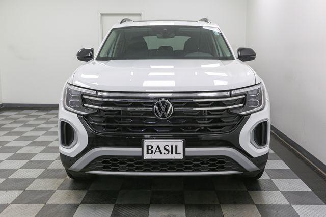new 2025 Volkswagen Atlas car, priced at $43,808