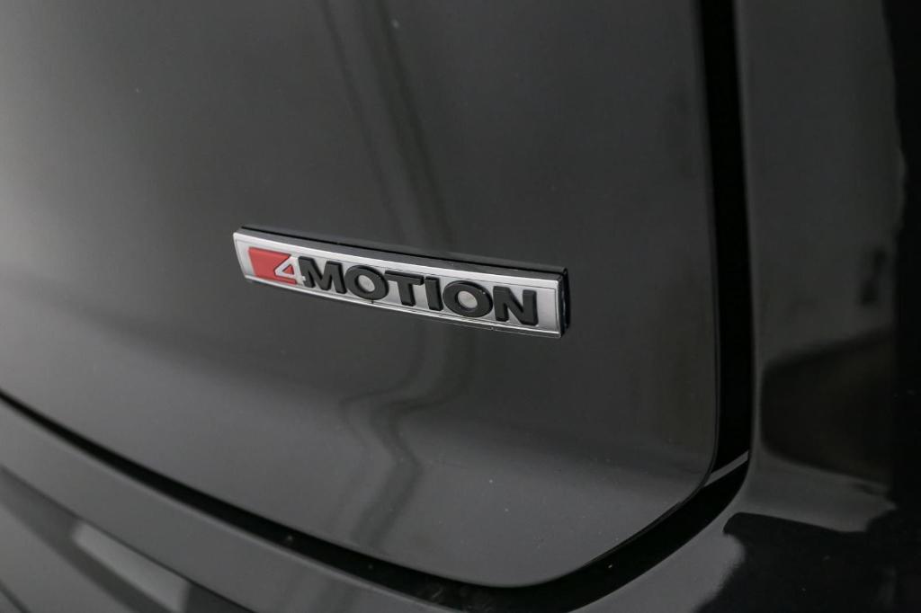 used 2020 Volkswagen Atlas Cross Sport car, priced at $24,125