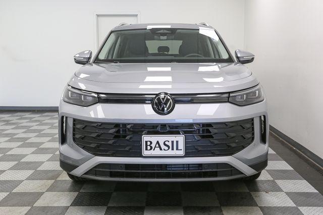 new 2025 Volkswagen Tiguan car, priced at $34,334