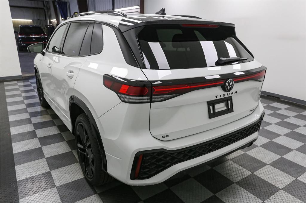new 2025 Volkswagen Tiguan car, priced at $37,820