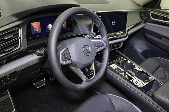 new 2024 Volkswagen Atlas car, priced at $43,740