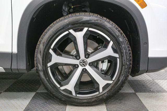 new 2025 Volkswagen Tiguan car, priced at $34,032