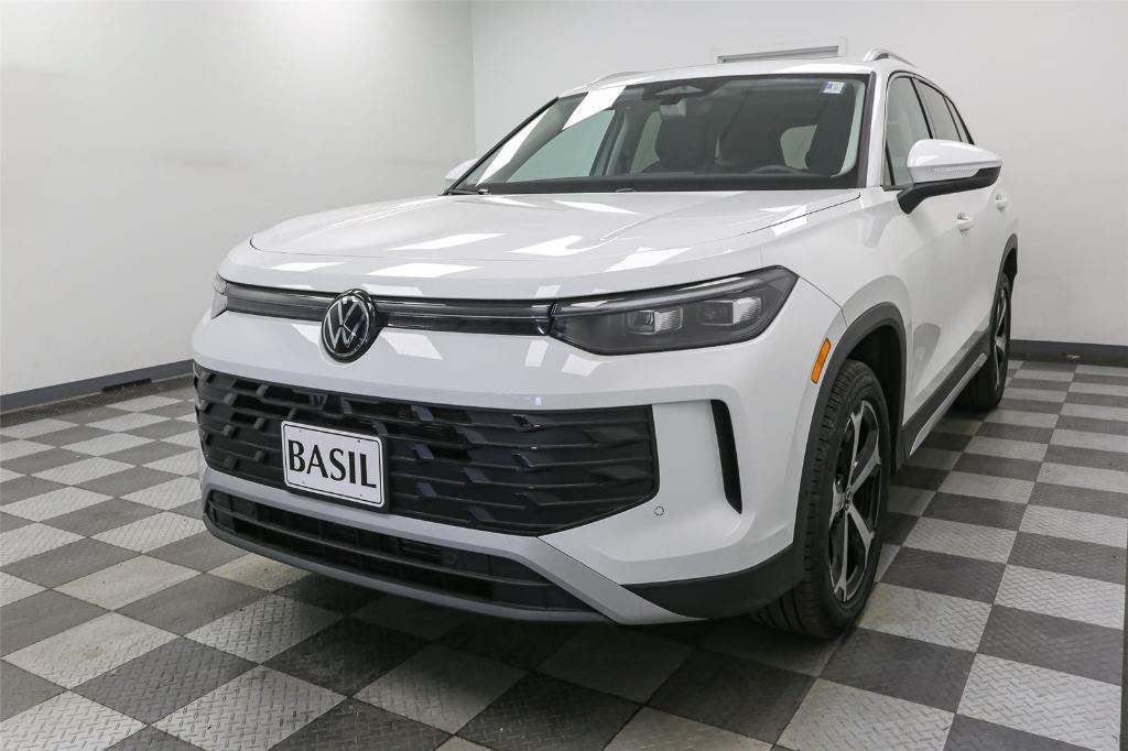 new 2025 Volkswagen Tiguan car, priced at $34,293