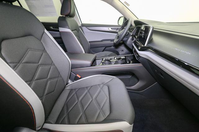 new 2025 Volkswagen Atlas car, priced at $44,427