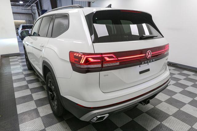 new 2025 Volkswagen Atlas car, priced at $44,427