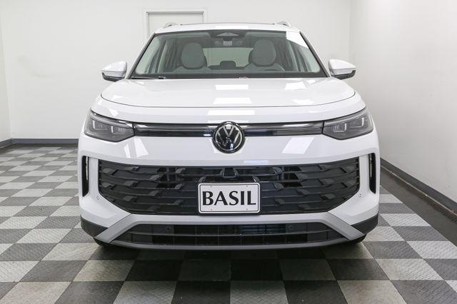 new 2025 Volkswagen Tiguan car, priced at $35,043