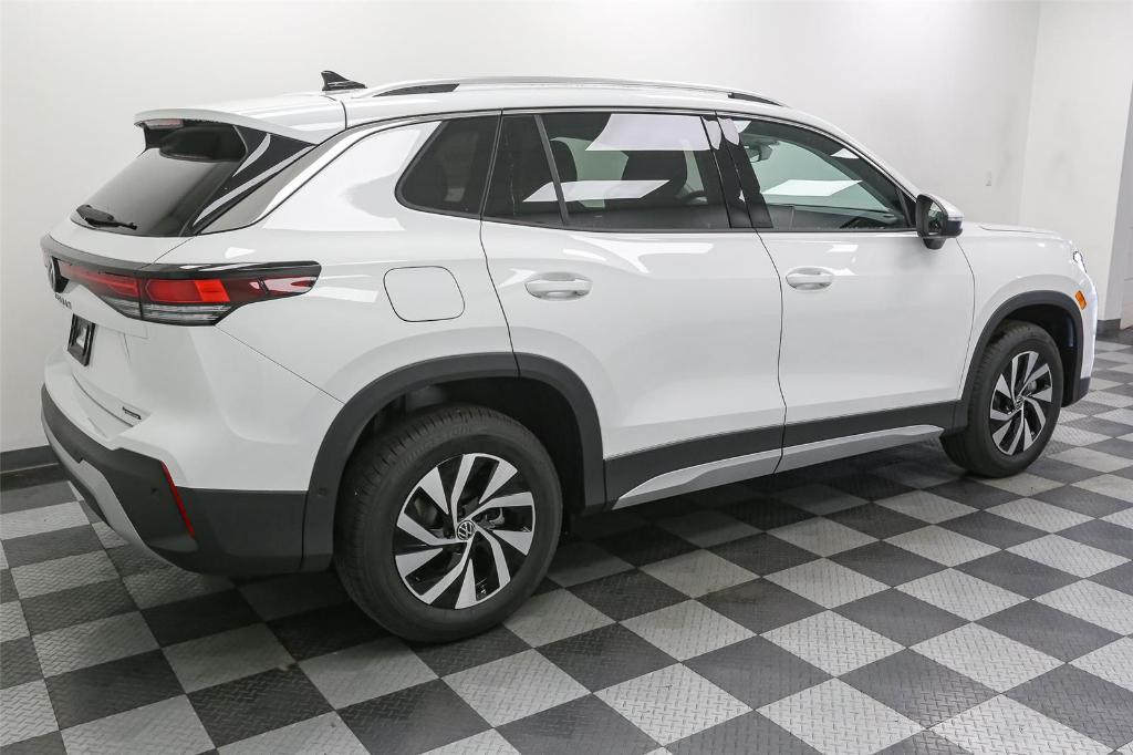 new 2025 Volkswagen Tiguan car, priced at $30,551