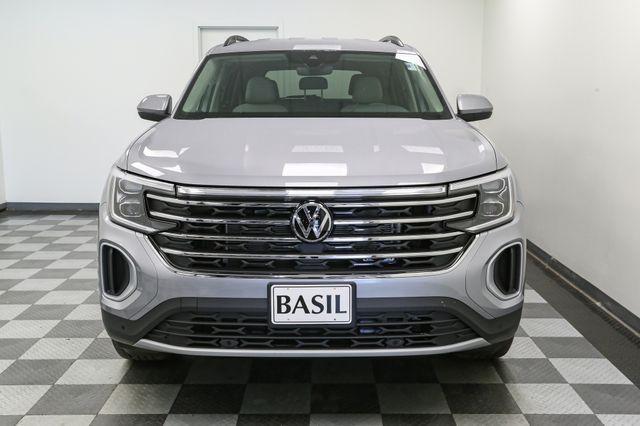 new 2024 Volkswagen Atlas car, priced at $41,256