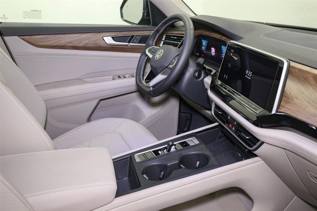 new 2026 Volkswagen Atlas car, priced at $40,845