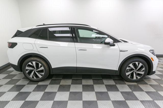 new 2025 Volkswagen ID.4 car, priced at $40,804