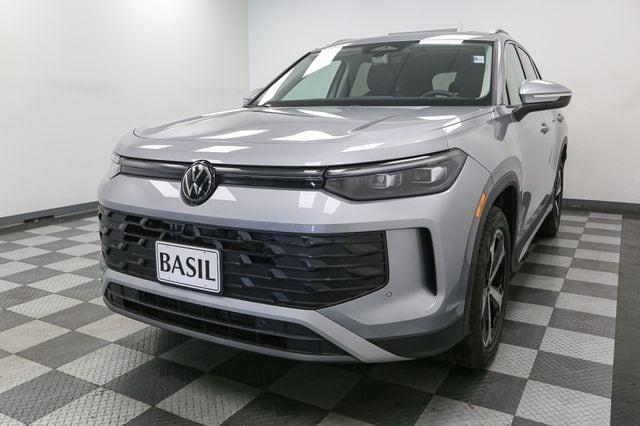 new 2025 Volkswagen Tiguan car, priced at $35,065