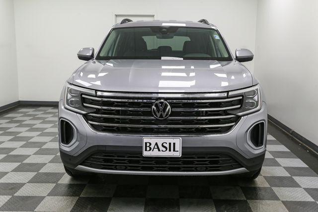 new 2024 Volkswagen Atlas car, priced at $40,990