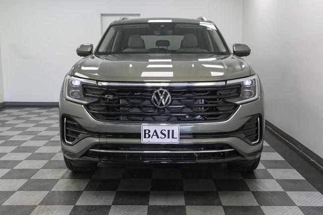 new 2025 Volkswagen Atlas car, priced at $50,661