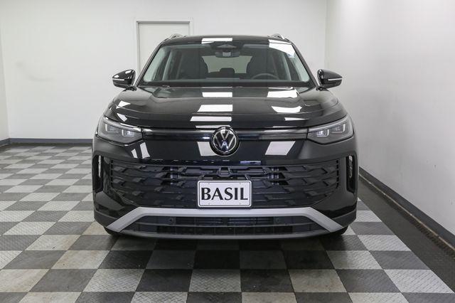 new 2025 Volkswagen Tiguan car, priced at $35,043