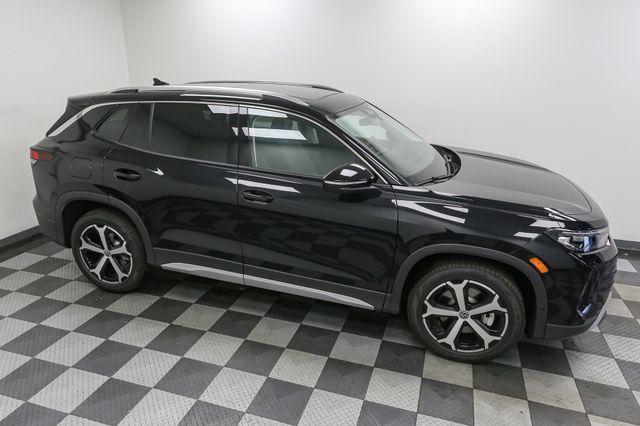 new 2025 Volkswagen Tiguan car, priced at $35,043