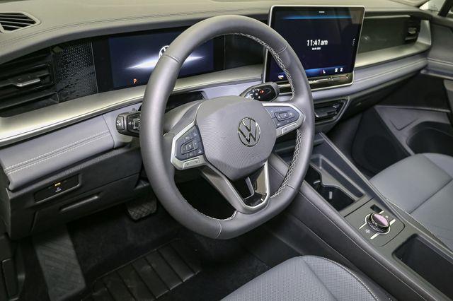new 2025 Volkswagen Tiguan car, priced at $35,043