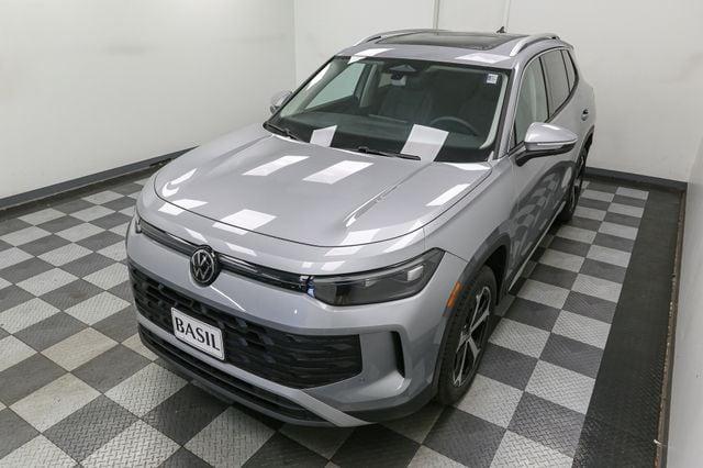 new 2025 Volkswagen Tiguan car, priced at $35,479