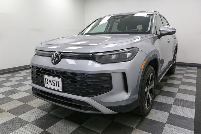 new 2025 Volkswagen Tiguan car, priced at $35,479