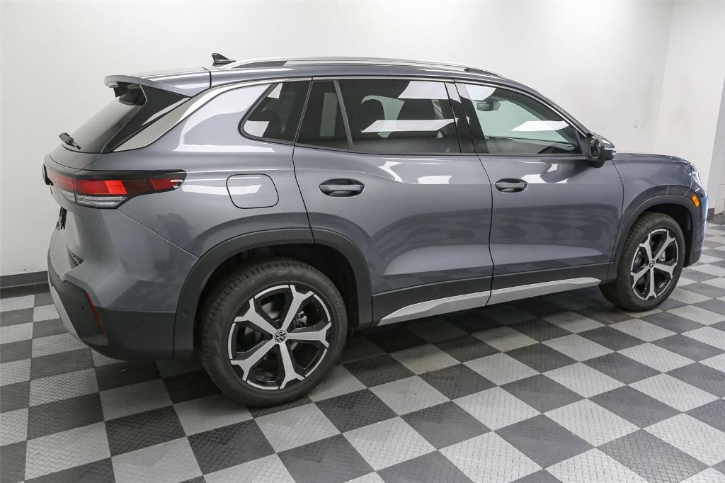 new 2025 Volkswagen Tiguan car, priced at $33,261