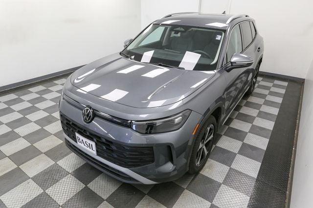 new 2025 Volkswagen Tiguan car, priced at $34,243