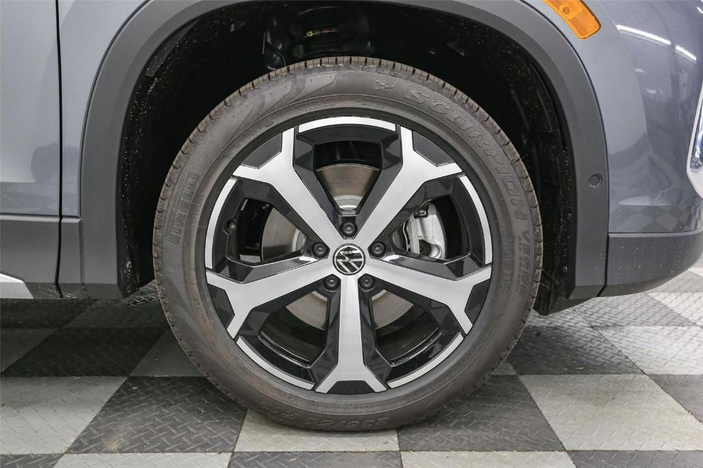 new 2025 Volkswagen Tiguan car, priced at $33,261
