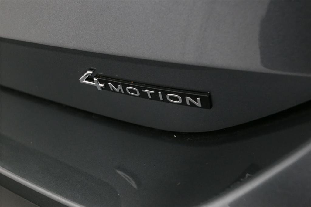 new 2025 Volkswagen Tiguan car, priced at $33,261