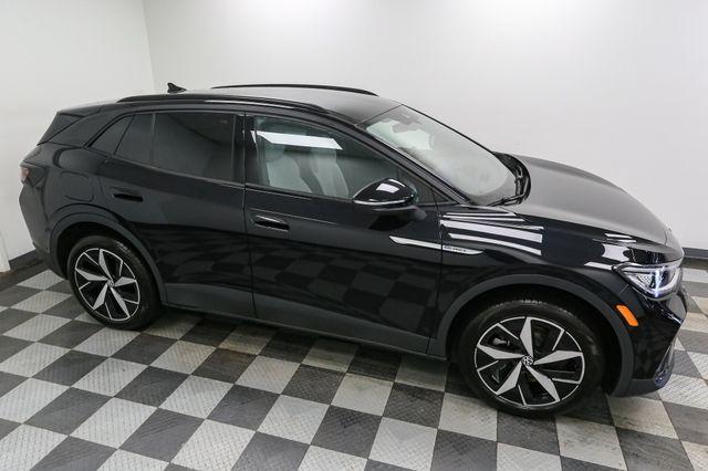 new 2025 Volkswagen ID.4 car, priced at $51,261