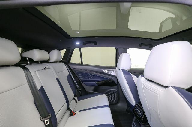 new 2025 Volkswagen ID.4 car, priced at $50,012