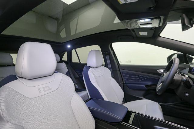 new 2025 Volkswagen ID.4 car, priced at $50,012