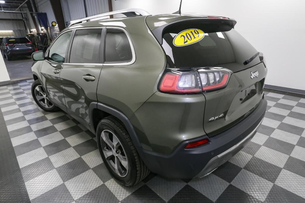used 2019 Jeep Cherokee car, priced at $19,997
