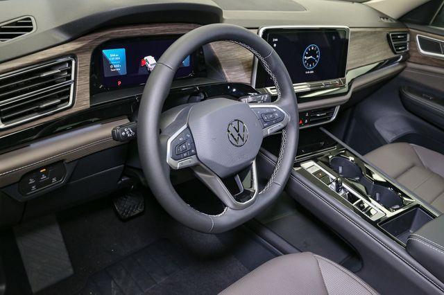 new 2024 Volkswagen Atlas car, priced at $45,693