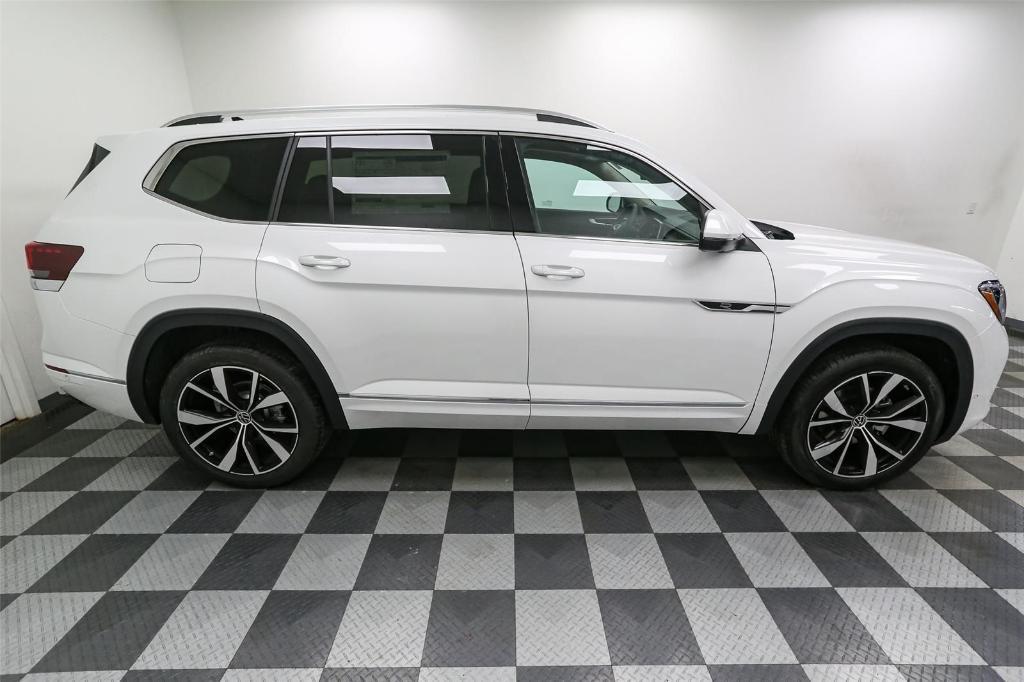 new 2026 Volkswagen Atlas car, priced at $54,951