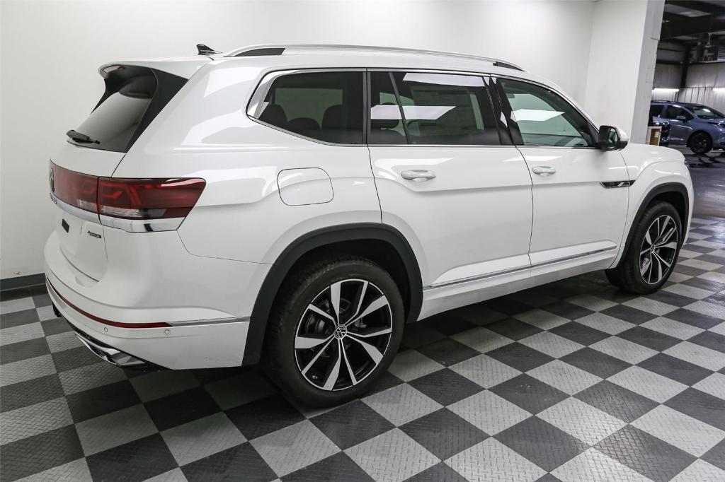new 2026 Volkswagen Atlas car, priced at $54,951