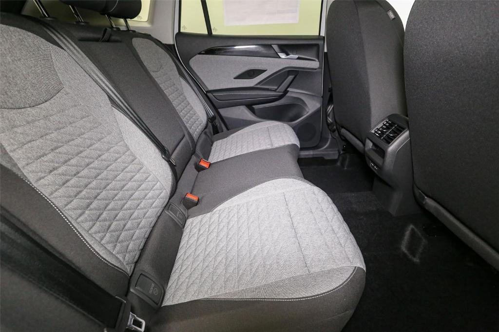 new 2025 Volkswagen Tiguan car, priced at $31,288