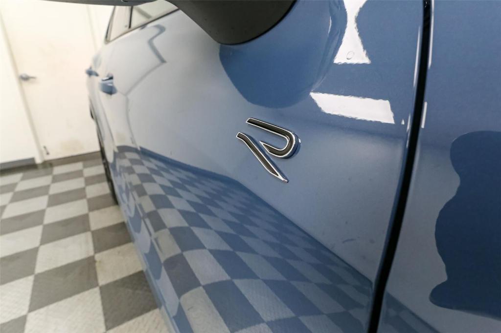 new 2025 Volkswagen Tiguan car, priced at $37,379