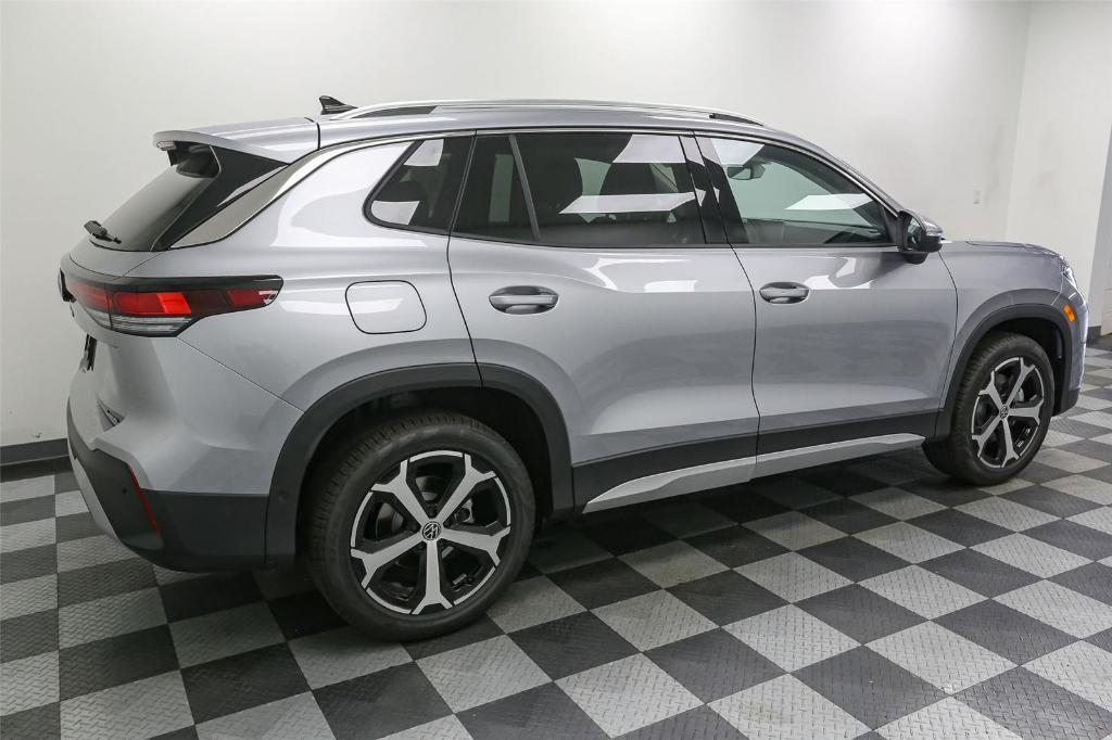 new 2025 Volkswagen Tiguan car, priced at $34,164