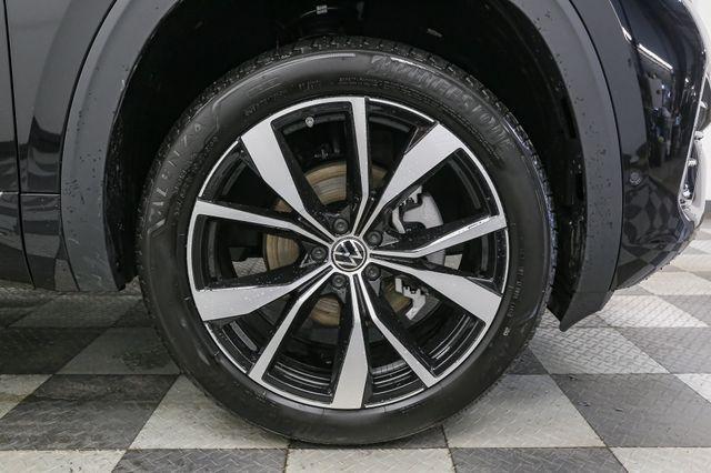 new 2025 Volkswagen Atlas car, priced at $52,661