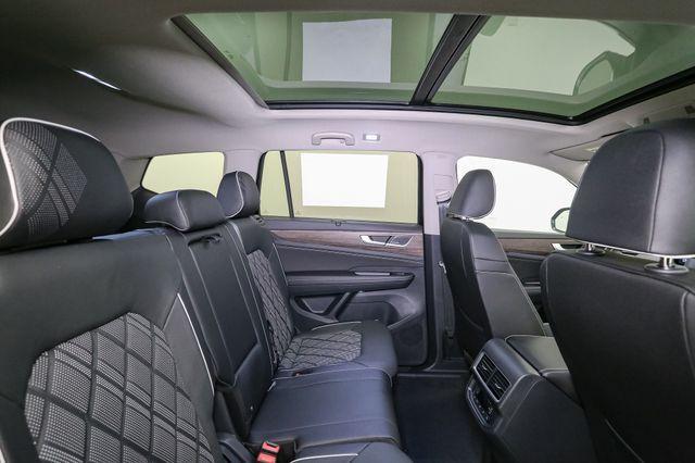 new 2025 Volkswagen Atlas car, priced at $52,661