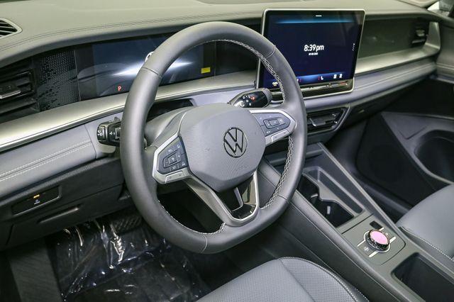 new 2025 Volkswagen Tiguan car, priced at $33,927