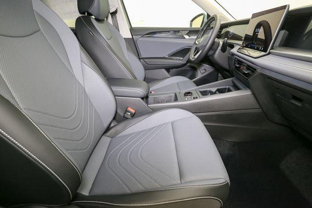 new 2025 Volkswagen Tiguan car, priced at $33,927